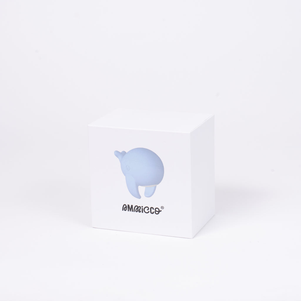 Vibratore e Stimolatore da stimolaziome esterna LittleWhale: forma di piccola balena, sex toy tascabile, multi-vibrazione. Materiale: Silicone/ABS; Marca Produttore: Ammicco.