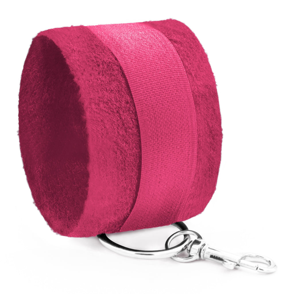 Polsiere morbide con catena per l'aggancio di altri gadget. Materiale morbido in peluche, regolabili con apertura a strap in velcro.