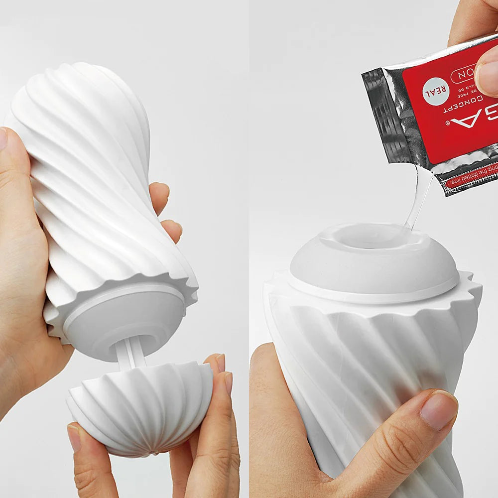 SexToy Masturbatore per uomo TengaFlex: Realizzato con una tecnologia sofisticata, saprà soprenderti facendoti provare sensazioni mooolto intense: la guaina interna trasparente realizzata in morbido silicone, particolarmente flessibile ed elastico, ti regala un'esperienza sensoriale dinamica e diversificata.