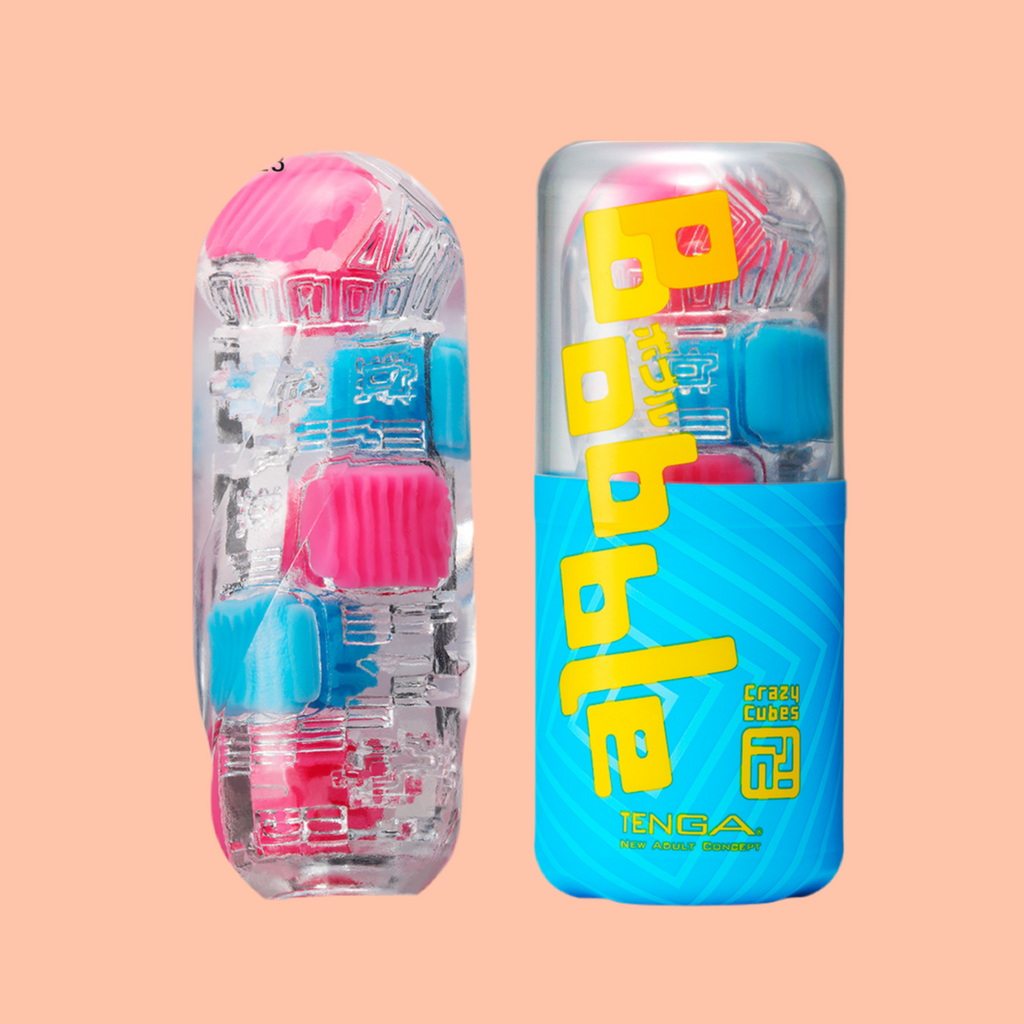 Bobble è il masturbatore firmato Tenga che unisce design futuristico e stimolazione sorprendente. Disponibile in due versioni — Crazy Cubes e Magic Marbles — questo toy non è solo bello da vedere, ma anche irresistibile da usare. La guaina è realizzata in elastomero trasparente, super morbido e flessibile, che si adatta perfettamente a ogni forma e misura.