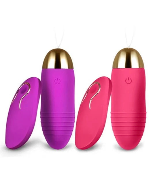  Sai come si usa un ovetto vibrante, vero? Lo inserisci e con un telecomando ne controlli la vibrazione e l’intensità. Semplice, funzionale e perfetto sia da sola, ma soprattutto in compagnia.