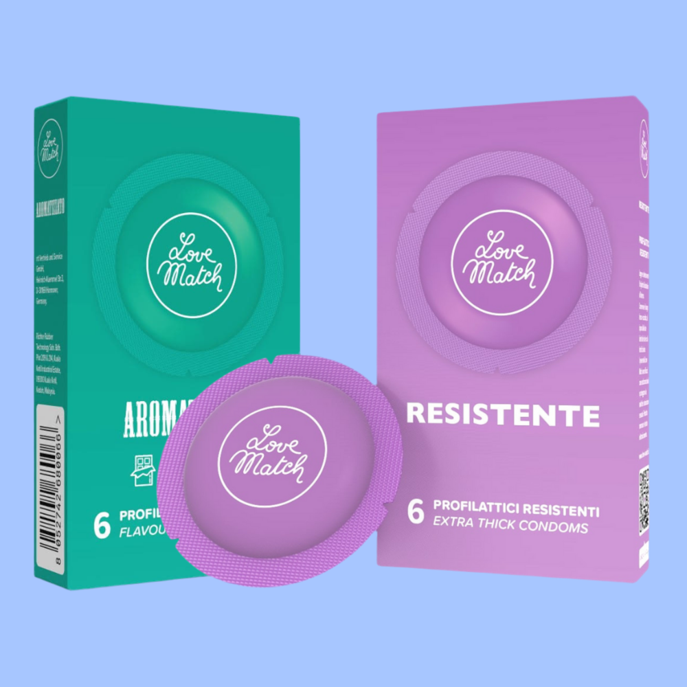 Che tu voglia giocare con il gusto o puntare tutto sulla resistenza, questo pack è pronto a soddisfare ogni voglia. Dentro trovi 6 preservativi aromatizzati per rendere il piacere ancora più… saporito e 6 ultra resistenti, ideali per chi ama l’intensità senza compromessi. Un pack pensato per ogni desiderio — e per ogni occasione.