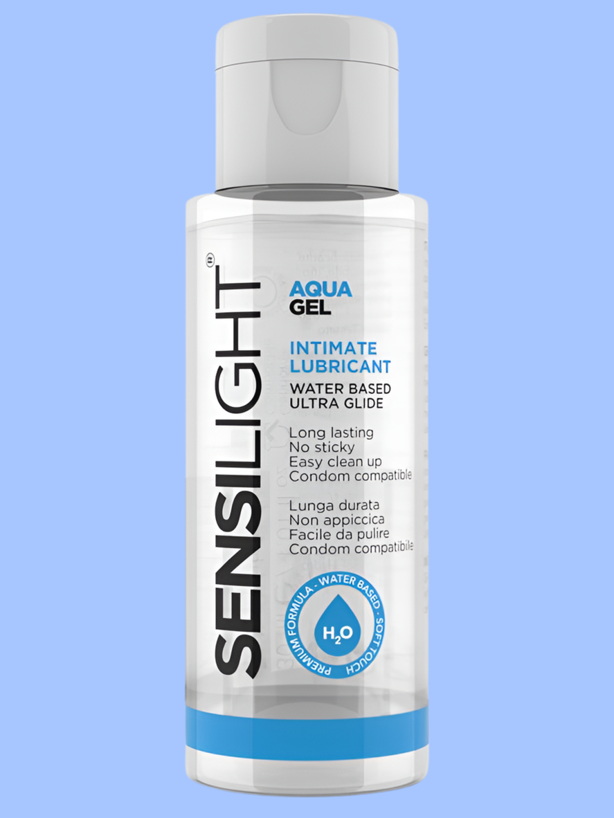 Sensilight AquaGel: il lubrificante intimo, setoso e delicato, che ti farà dire addio a ogni fastidio e benvenuto a un comfort... da urlo! La formula a base acquosa è pensata per idratare e lubrificare senza appiccicare, lasciando la pelle morbida e pronta all'azione.