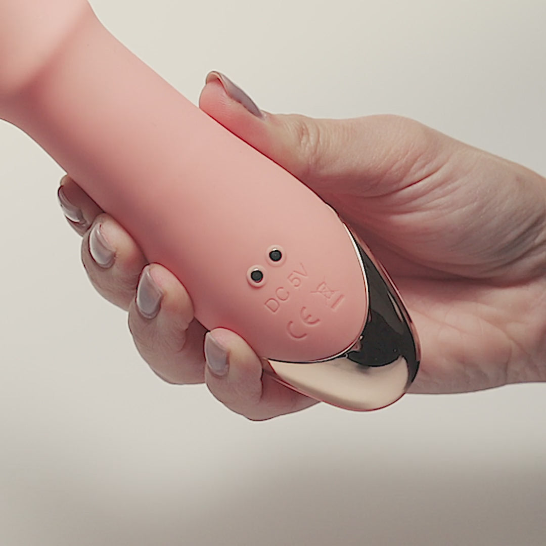  Un rabbit per domarli tutti, un rabbit per trovarli, un rabbit per ghermirli...e nel letto incatenarli. Il rabbit Frodo promette comunque un viaggio epico verso Mordor… pardon, l’orgasmo. 