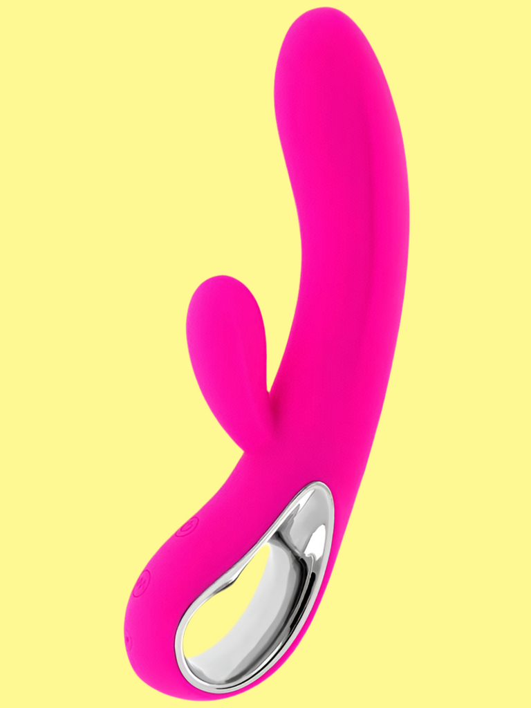 Troy non è un semplice vibratore rabbit: con la sua forma ergonomica e il doppio motore ultra-silenzioso, stimola contemporaneamente clitoride e punto G, trasformando ogni vibrazione in una standing ovation del tuo corpo. 