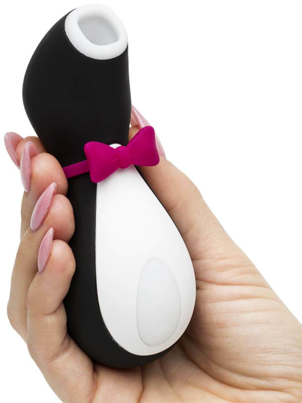 Questo piccolo pinguino è un maestro della stimolazione clitoridea a onde di pressione, con ben 11 programmi capaci di portarti in orbita – senza neanche toccarti. 