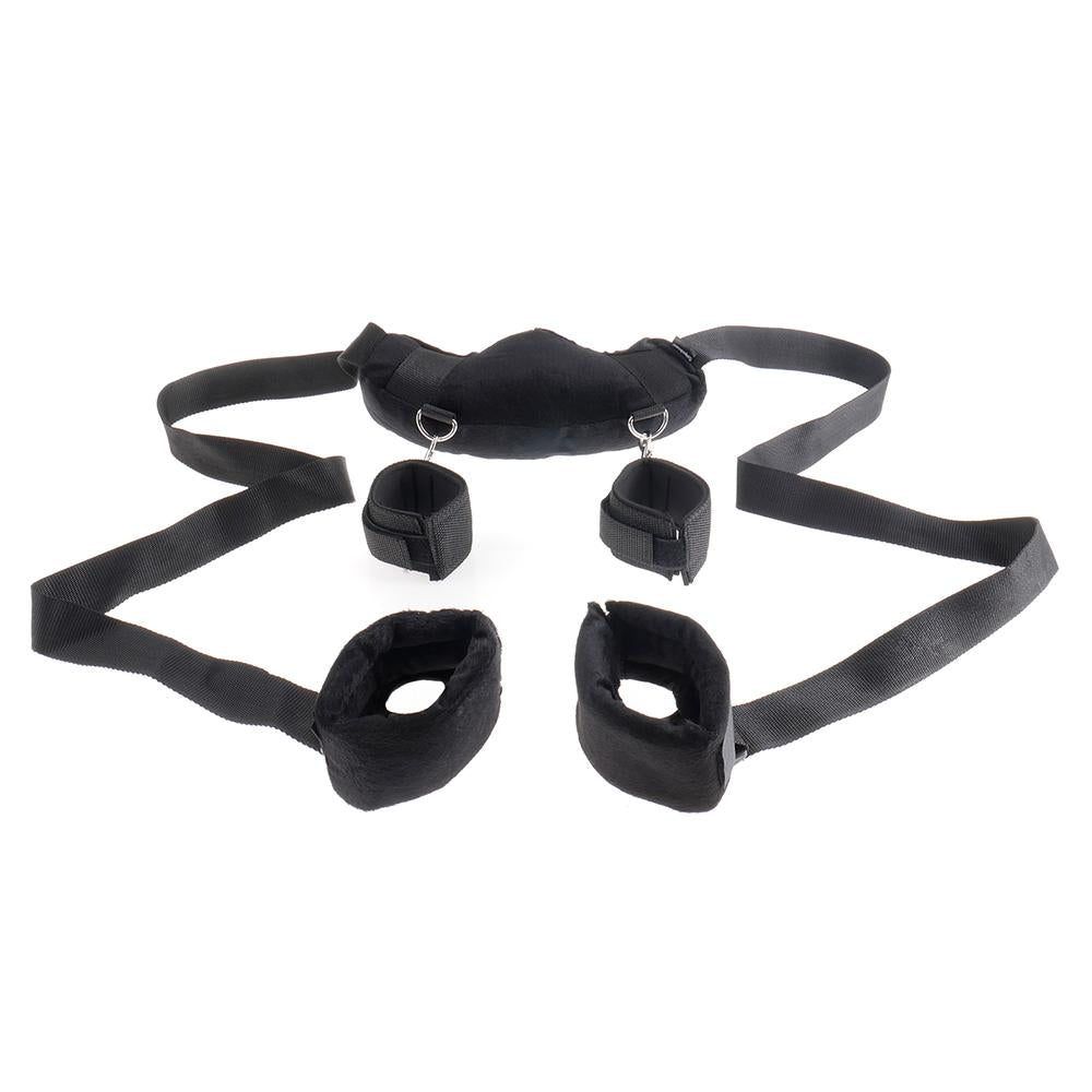 SexToy Cinghie Bondagee Position Master: Questo set di costrizione è pensato per chi ama esplorare i lati più audaci della dominazione: con queste cinghie polsi, caviglie e collo vengono bloccati in una posizione tutta da scegliere…e da godere.