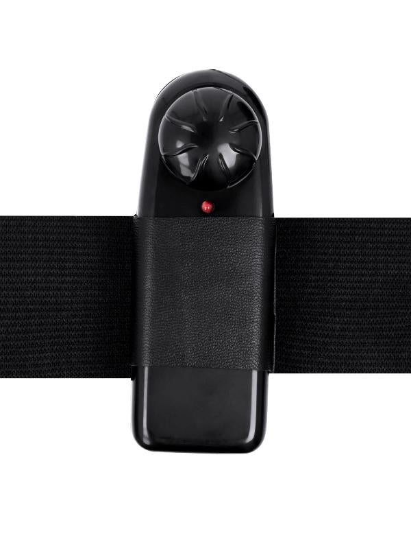 Chi ha detto che le dimensioni non contano, non aveva ancora provato questo strap-on: 15 cm di piacere, un motore vibrante super potente e un telecomando per avere sempre in mano il controllo.