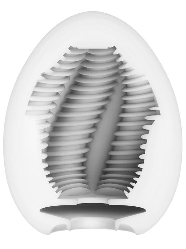 I Masturbatori Egg sono piccoli, discreti e super divertenti da usare. Ogni ovetto contiene una struttura interna diversa: onde, rilievi, spirali e altri pattern stimolanti.